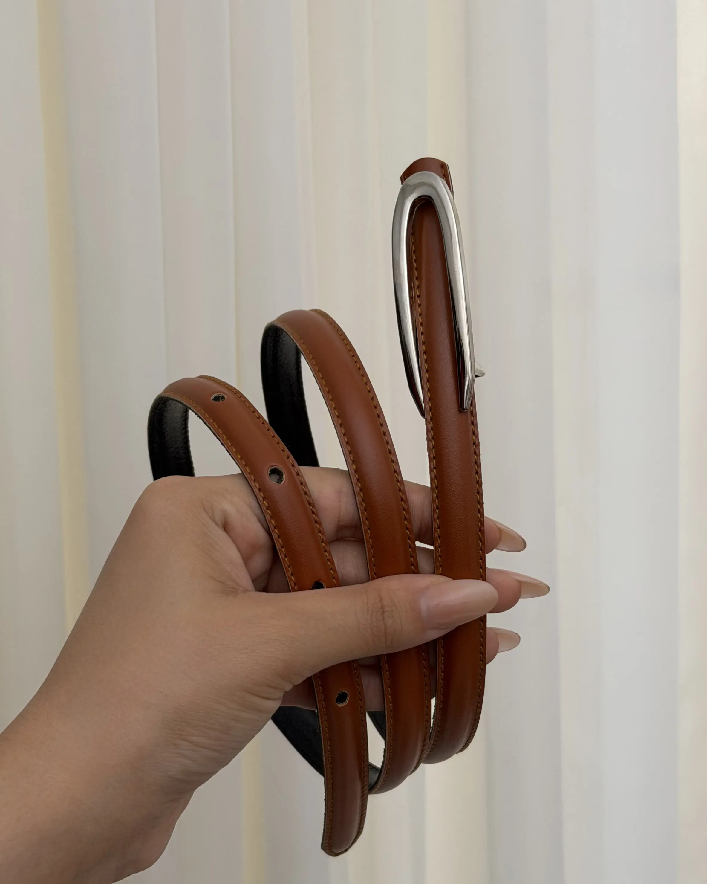 کمربند چرم زنانه سگک U